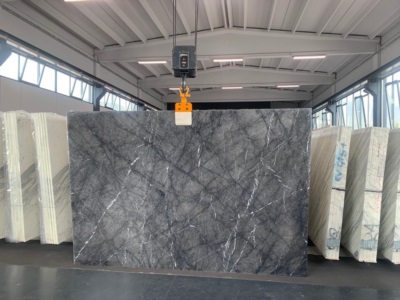 Grigio Carnico qualità chiara 